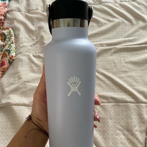 Hydro flask blue fade